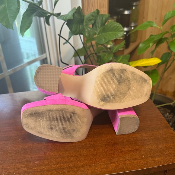 MADDEN GIRL pink open-toed block-heeled "Mine" dress sandal SIZE 8 - Picture 4 of 6